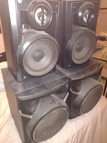 Caixas de som passivas Sony potente 