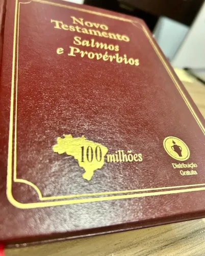 Bíblia Novo Testamento Gideões Edição Comemorativa 100 Milhões Capa Dura