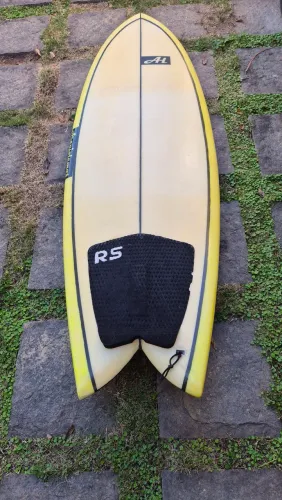 Prancha de Surf (modelo Fish)