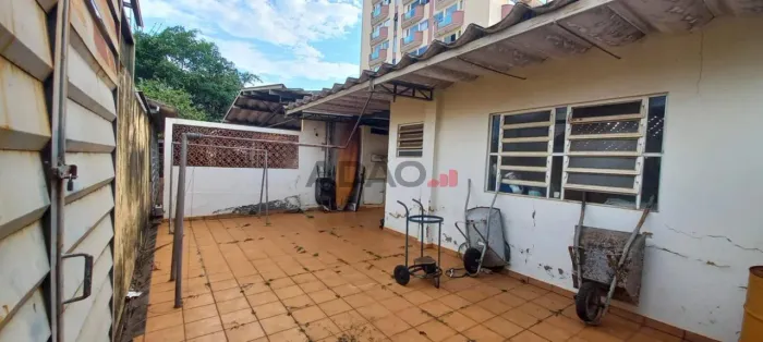 Lotes com Construções Antigas - Setor Sudoeste - 1.044,50m²