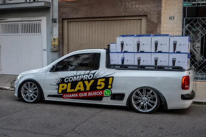 PS5 PlayStation C.o.m.p.r.o