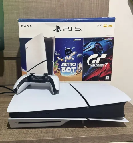 Playstation 5 com somente 7 meses de uso