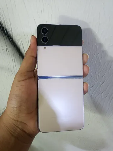 Zflip 4 5G tudo original troco em IPhone