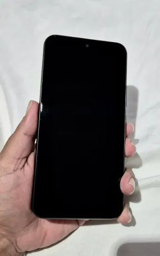 Samsung Galaxy S20 FE - 128GB / 6GB RAM / 6.5" / 4G