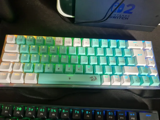 Teclado mecânico castor pro
