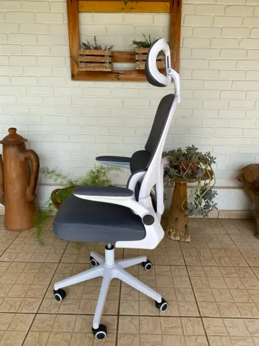 CADEIRA ERGONÔMICA 