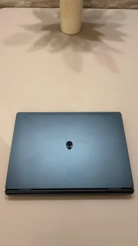 Dell Alienware Aurora 16 - I7 240H - RTX 5050 - 16GB RAM - 1TB SSD