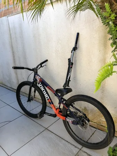 Bicicleta Vikingx Tuff 25 azul e laranja