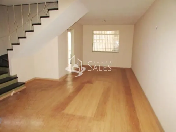 EXCELENTE CASA A VENDA EM MOEMA !!!