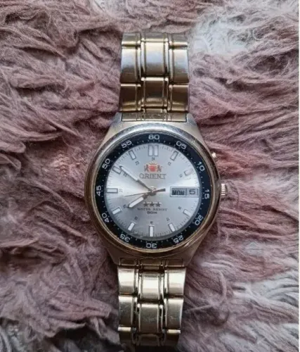 Relógio Orient automático antigo<br>R$ 259,00