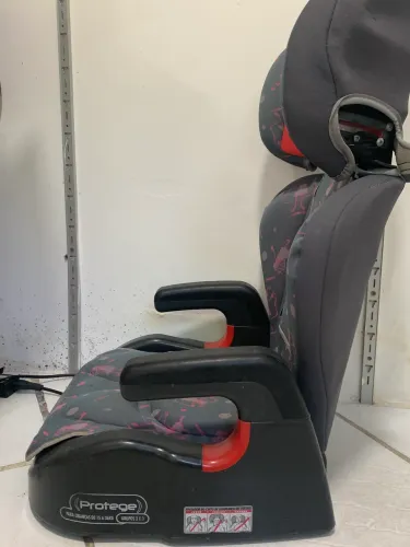 Cadeirinha de criança para carro
