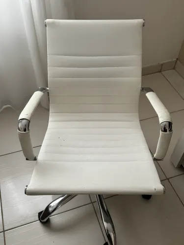 Cadeira escritório giratória 
