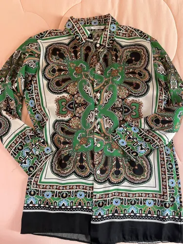 Camisa da Zara acetinada 