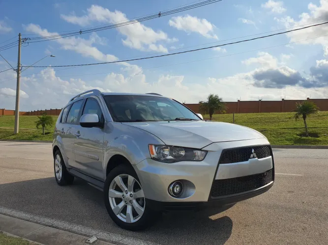 Mitsubishi Outlander 3.0/ GT 3.0 V6 Aut. 2011