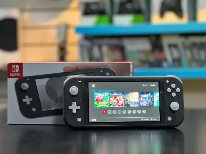 NINTENDO SWITCH LITE DESBLOQUEADO - SEMINOVO