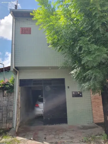 Casa para Venda em Fortaleza / CE no bairro Jardim Iracema