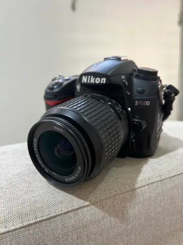 Câmera Nikon D7000