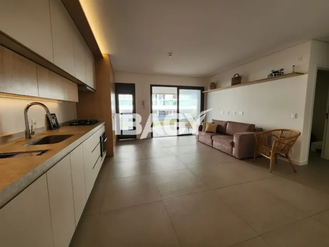 Excelente Apartamento 2 dormitório(s) em Morro das Pedras - FLORIANÓPOLIS