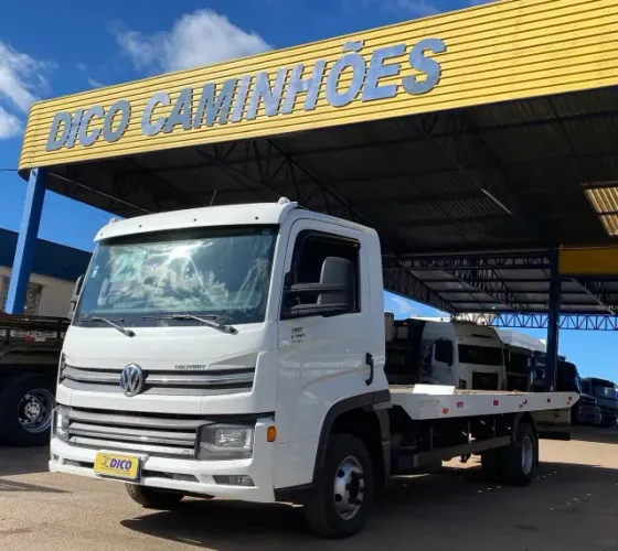 VW 6.160 DRC 4x2 C/ Plataforma 2023
