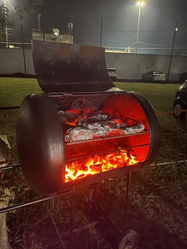 Churrasqueira Tambor Artesanal Premium com Rodas - Grande e Reforçada