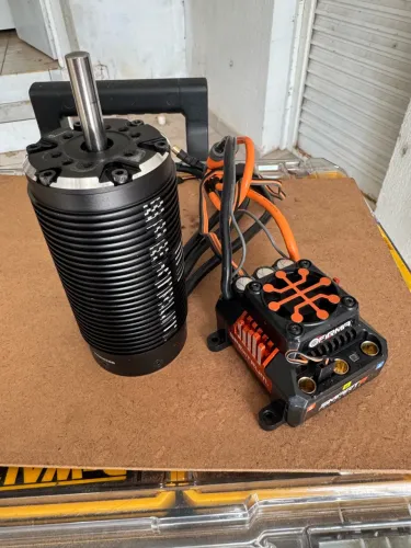 Combo 8s 780kv spektrum esc + motor Automodelo