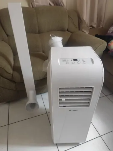 Ar Condicionado Portátil Gree 10.000 BTUs 127v - Completo com Controle