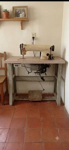 Máquina de Costura Reta Industrial Pfaff 463