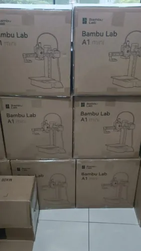 Impressora Bambu Lab A1 Mini e A1 Combo