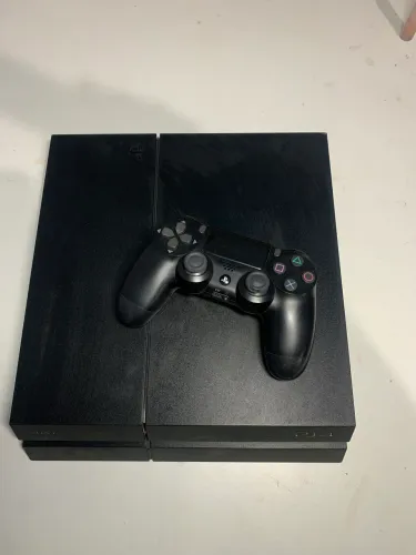 Ps4 fat + Controle