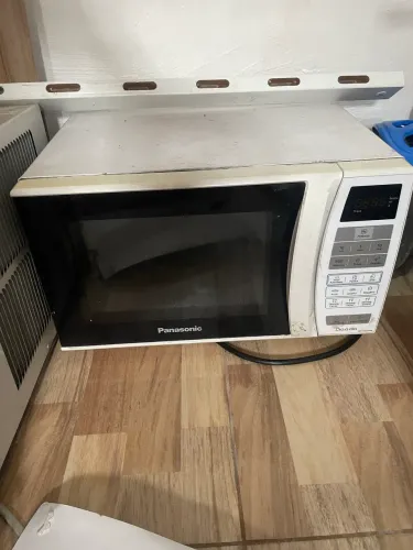 Vendo microondas Panasonica
