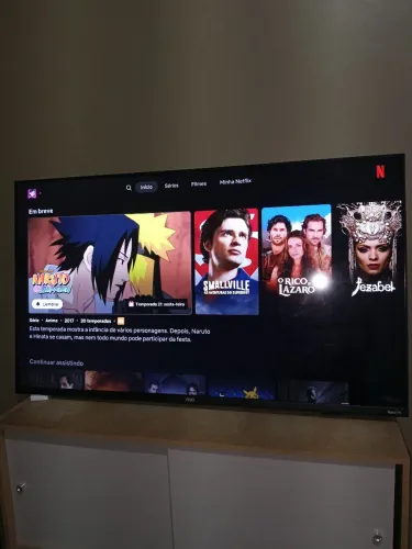 Tv smart 43 AOC sistema rocku