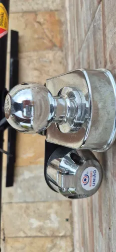 Engate União com homologação de Uno Quadrado. Nunca usado e já com eletrica pronta.