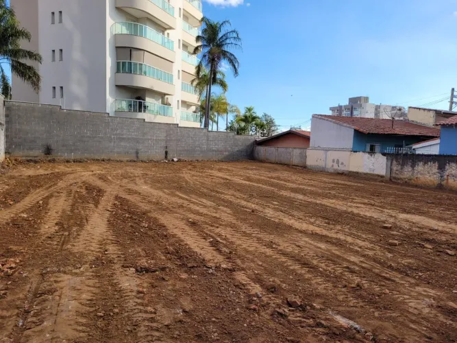 Terreno à venda no bairro Vila Sfeir em Indaiatuba-SP!