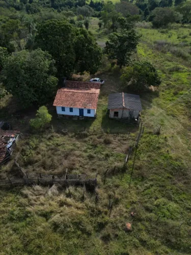 Chácara entre Varjão e Aragoiânia
