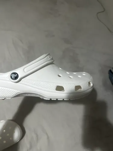 Crocs branca