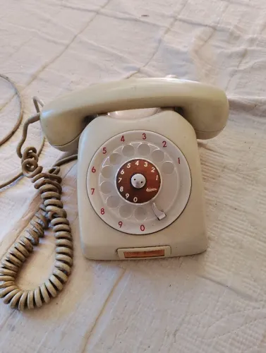 Telefone Ericsson antigo 