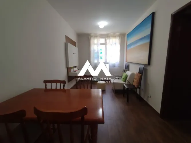 Apartamento mobiliado de 2 quartos no Colégio Batista