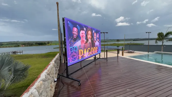 Painéis tipo tv para área gourmet ou sala