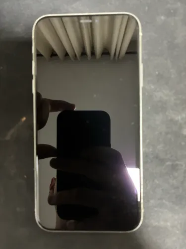 iPhone 11 Branco - 128 Gb - Bateria 80%