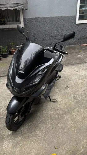 VENDO PCX 2023 IMPECÁVEL - EXTREMAMENTE CONSERVADA