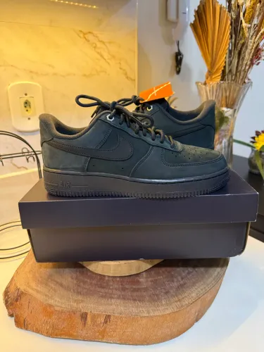 Nike Air Force 1 07 WB Masculino