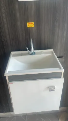 Pia com armário