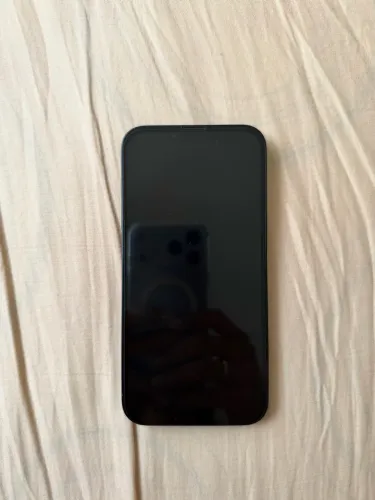 Vendo celular IPhone 13 512 GB