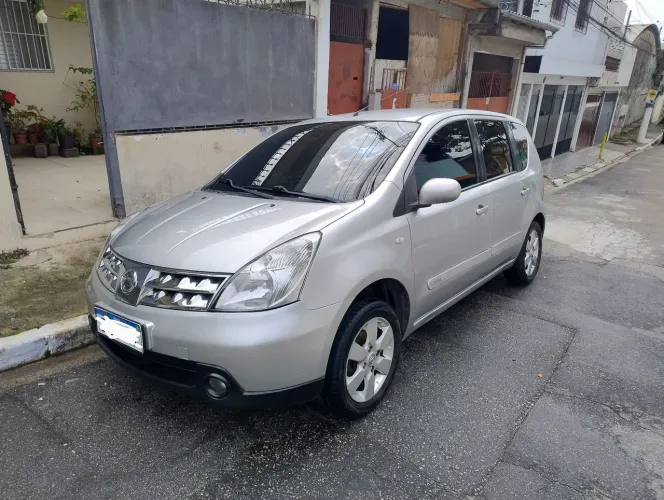 Nissan Livina SL 1.8 16V Flex Fuel Aut. 2010