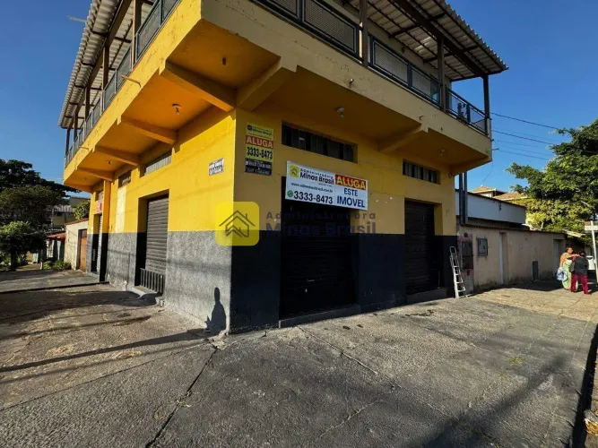 Excelente loja com aproximadamente 80m², bairro Regina/ Lindeia