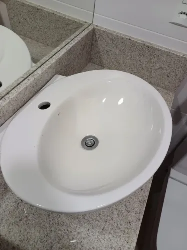 Vendo Cuba Deca de Sobrepor seminova