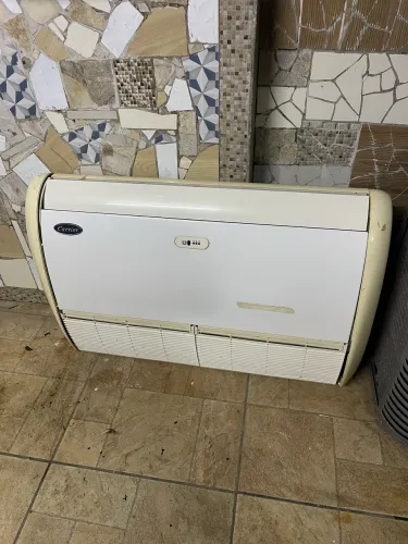 Ar-condicionado de 30.000 Btus Piso teto