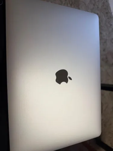 MacBook Apple 13.3", M1, 256Gb