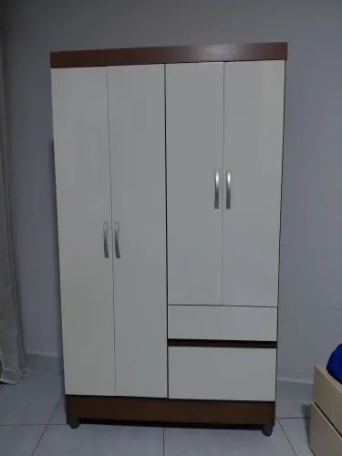 Guarda roupa novo montado