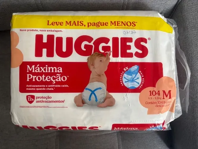 Fralda Huggies Máxima Proteção tamanho M - 144 fraldas
